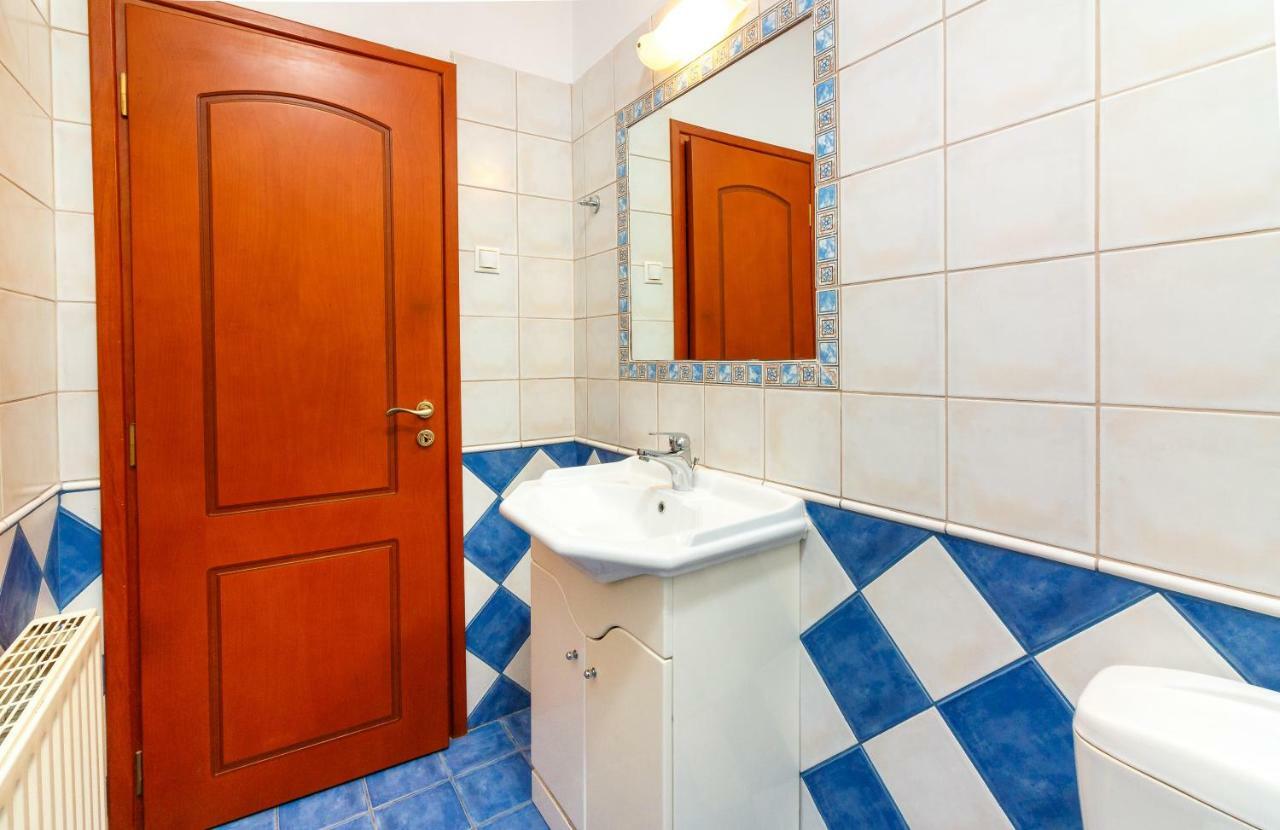 Charming And Comfy House Apartment Agia Marina  Bagian luar foto