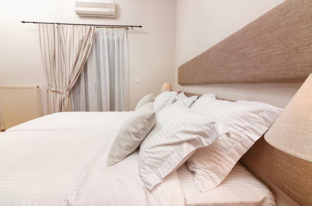 Charming And Comfy House Apartment Agia Marina  Bagian luar foto
